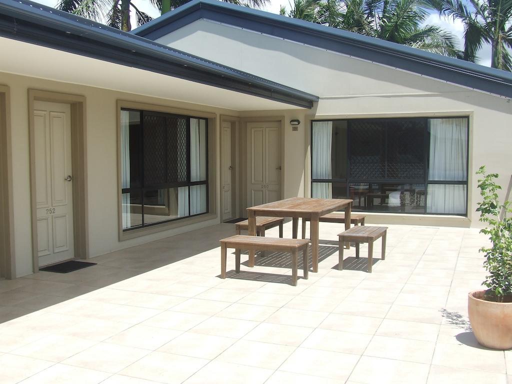 Coral Cay Resort Mackay Bagian luar foto